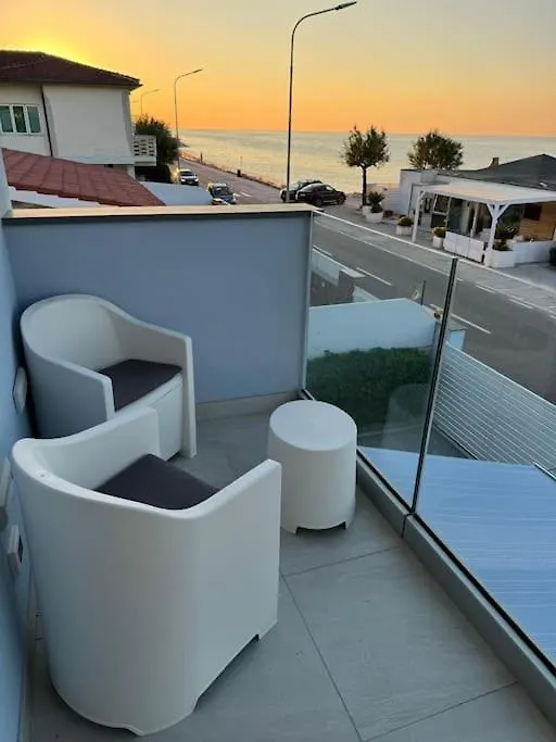 Holiday home Casa Fonte Mare Per Gruppi Villa Marina di Montemarciano